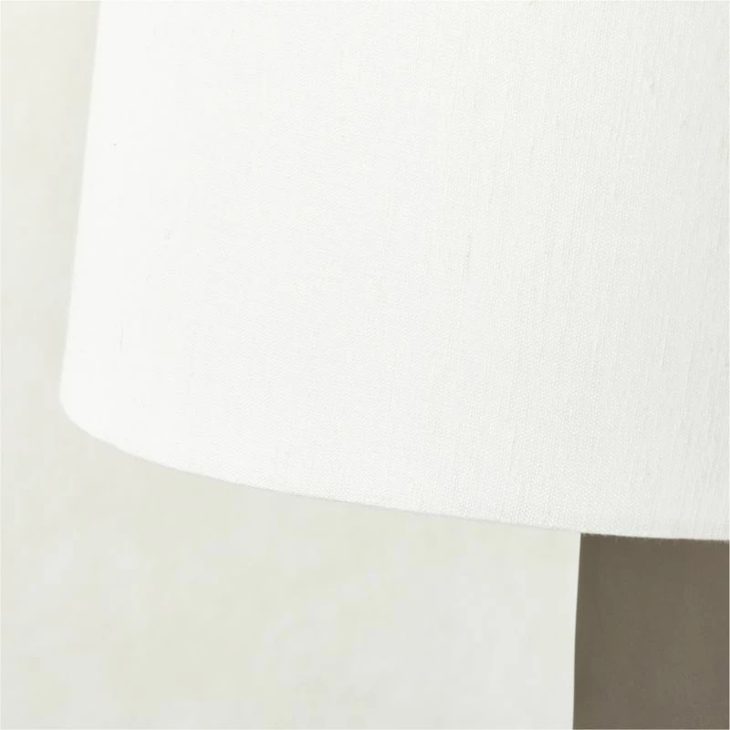 Beke Bronze Table Lamp - Elegant Lighting for Modern Homes - Image 4