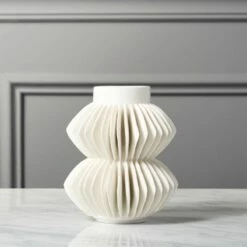 Celia White Porcelain Vase – Elegant Home Accessory for Modern Décor