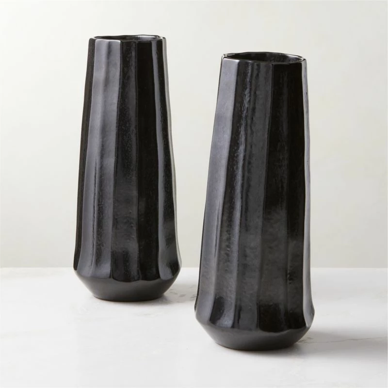 Desi Ribbed Black Vase Tall - Elegant Home Accessory - Image 4