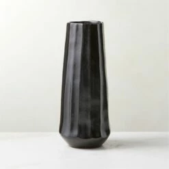 Desi Ribbed Black Vase Tall - Elegant Home Accessory