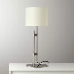 Soporte Blackened Brass Table Lamp – Elegant Lighting for Modern Interiors
