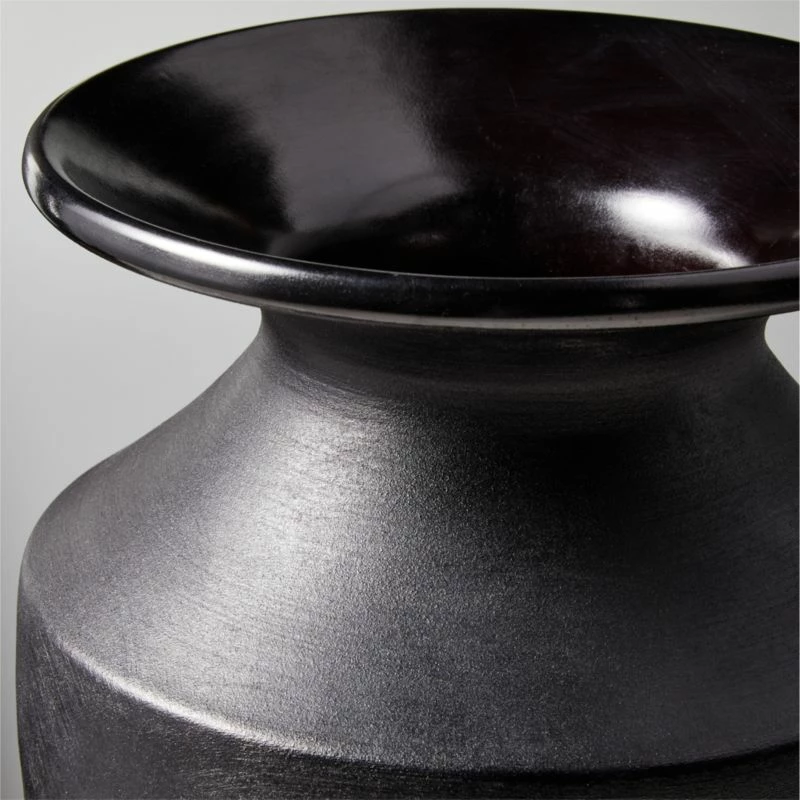 Yadira Black Terracotta Vase - Elegant Home Accessory for Modern Decor - Image 3